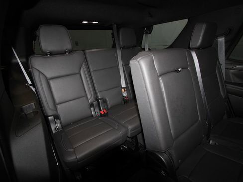 Used 2023 Chevrolet Tahoe LT image 32