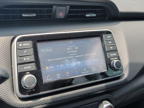 Used 2025 Nissan Kicks Play S FWD image 10