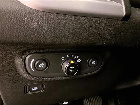 Used 2022 GMC Terrain SLT AWD/4WD image 30
