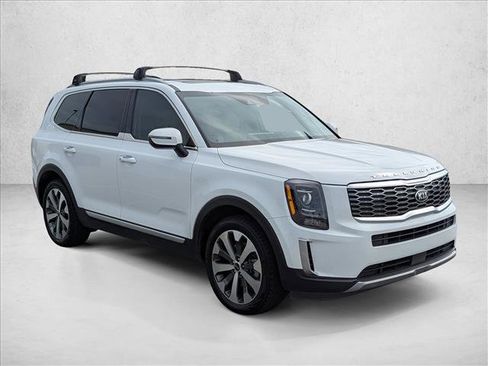 Used 2020 Kia Telluride S FWD image 3