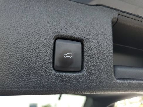 Used 2023 Ford Escape Active w/ Tech Pack #2 AWD/4WD image 28