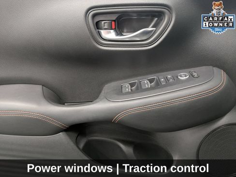 Used 2024 Honda HR-V Sport image 11