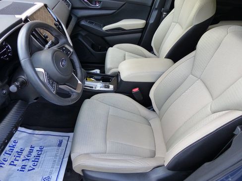 Used 2023 Subaru Ascent Premium w/ Convenience Package AWD/4WD image 21