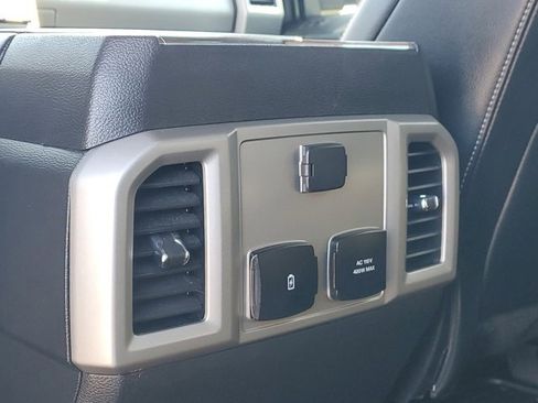 Used 2021 Ford F250 Lariat image 17