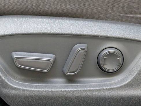 Used 2021 Toyota Camry LE FWD image 23