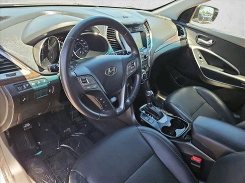 Used 2017 Hyundai Santa Fe Sport 2.0T AWD/4WD image 11