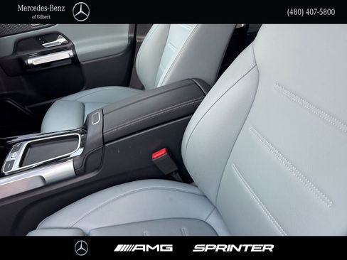 Used 2026 Mercedes-Benz GLB 250 image 15