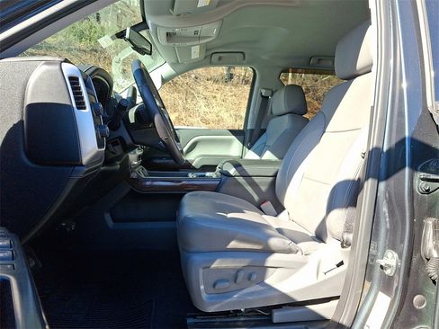 Used 2018 GMC Sierra 1500 SLT image 13