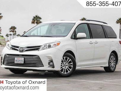 Used 2020 Toyota Sienna XLE w/ XLE Navigation Package