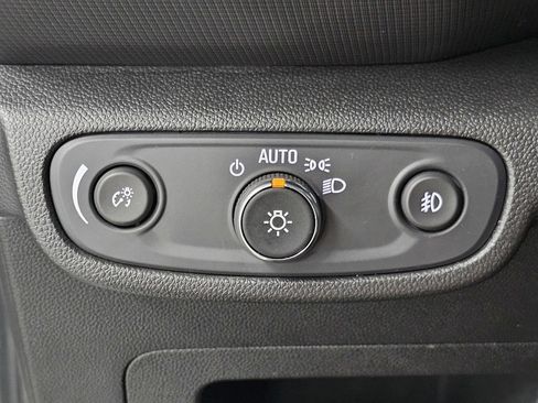 Used 2022 Chevrolet TrailBlazer LT w/ Convenience Package FWD image 34