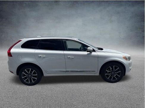 Used 2016 Volvo XC60 T5 Premier AWD/4WD image 3