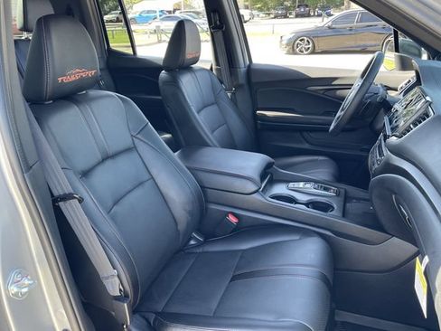 Used 2025 Honda Ridgeline TrailSport image 27