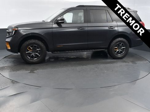 New 2025 Ford Expedition Tremor image 3