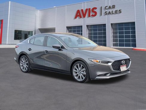 Used 2025 MAZDA MAZDA3 s FWD image 3