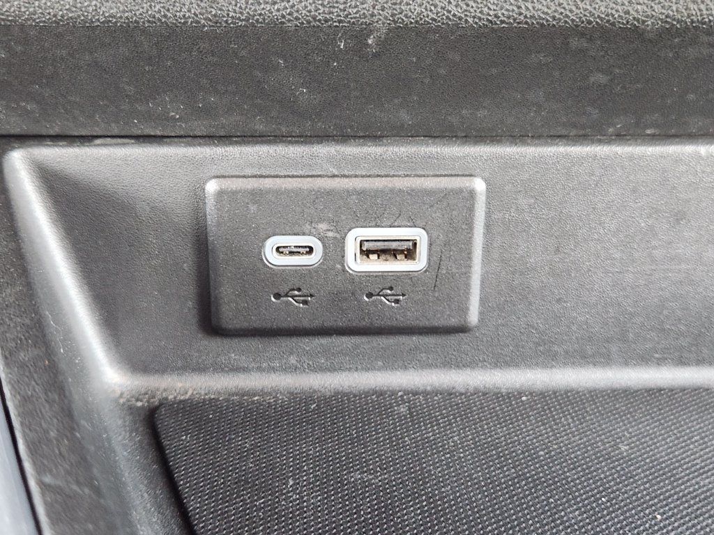 Used 2024 Chevrolet Brightdrop 600 w/ Battery Pack, Max Range AWD/4WD image 22