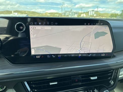 New 2025 Chevrolet Suburban Premier w/ Sun And Tow Package image 11