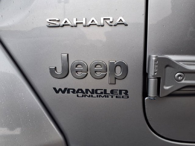 Used 2020 Jeep Wrangler Unlimited Sahara AWD/4WD image 7