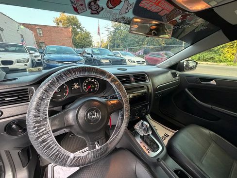 Used 2014 Volkswagen Jetta SE FWD image 20
