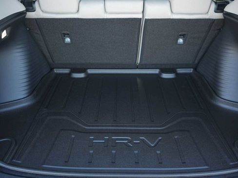New 2026 Honda HR-V LX image 19