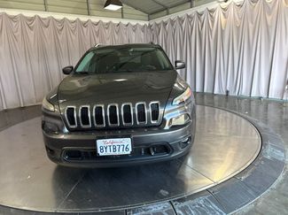 Used 2016 Jeep Cherokee Latitude FWD video 2