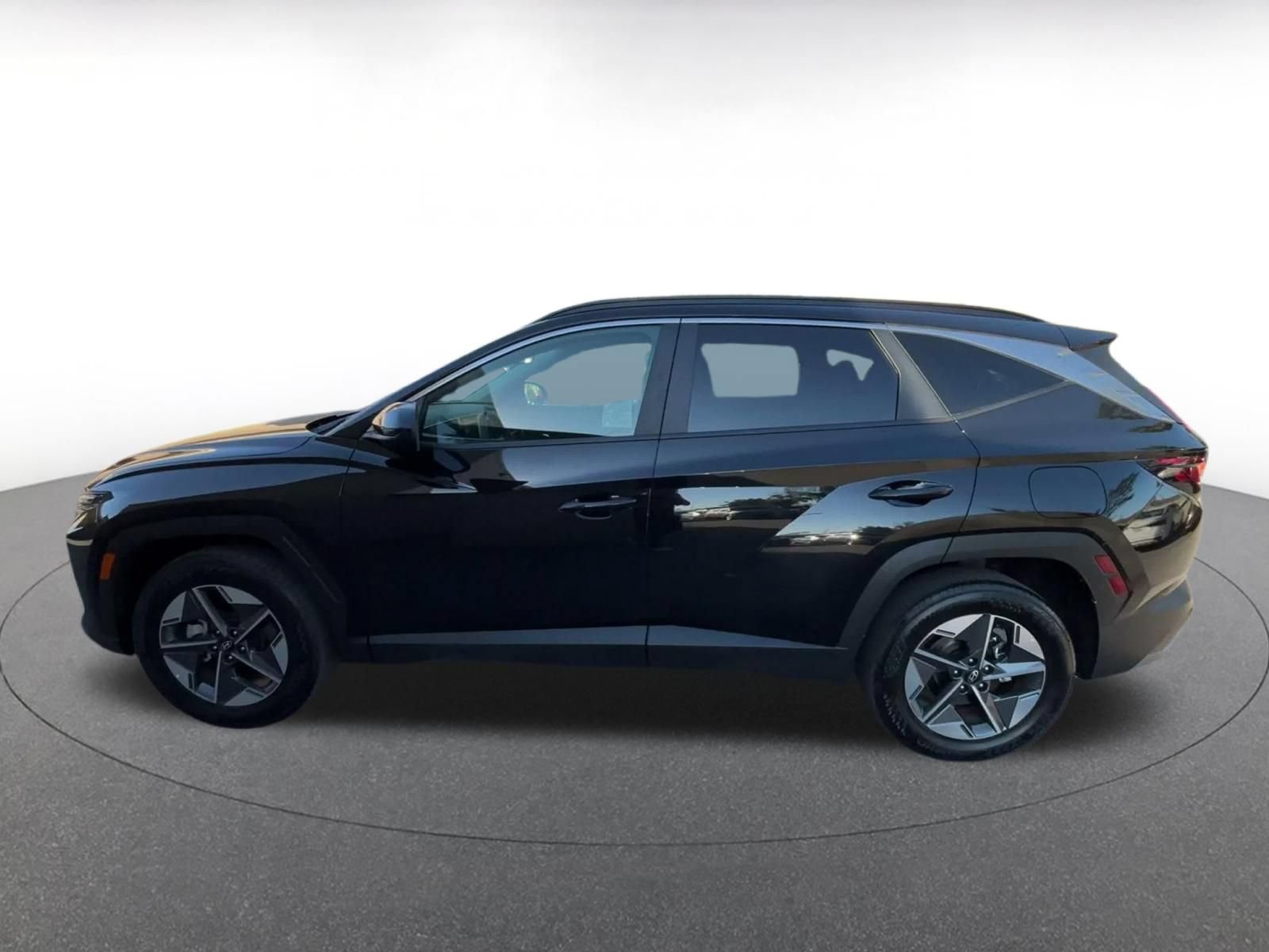 Used 2026 Hyundai Tucson SEL Plus AWD/4WD image 8