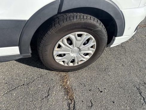 Certified 2022 Ford Transit 350 XLT image 16