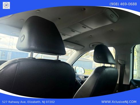Used 2012 Volkswagen Tiguan S image 26