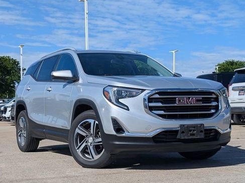 Used 2020 GMC Terrain SLT image 1