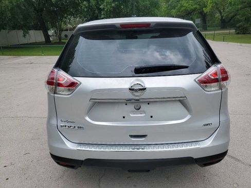 Used 2015 Nissan Rogue S image 5