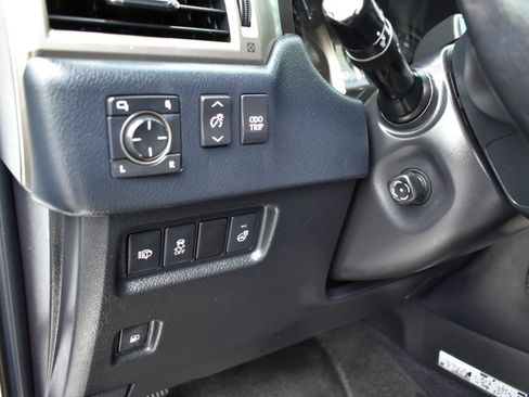 Used 2018 Lexus GX 460 Luxury AWD/4WD image 43