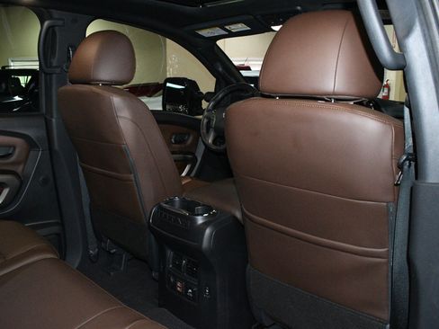 Used 2023 Nissan Titan Platinum Reserve w/ Moonroof Package AWD/4WD image 16