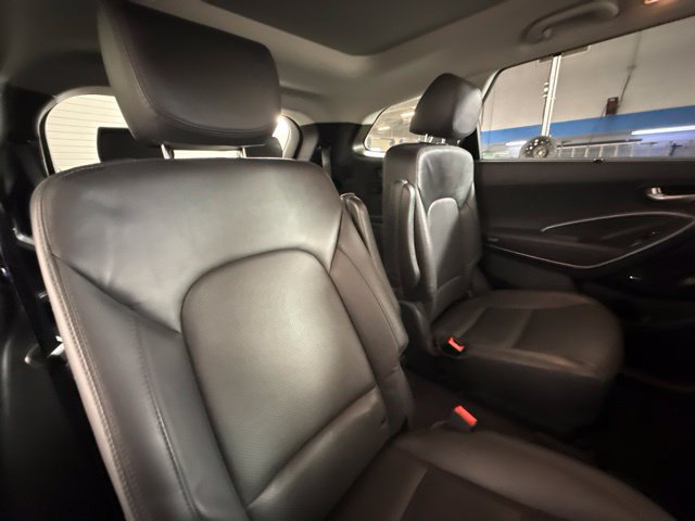 Used 2016 Hyundai Santa Fe Limited w/ Option Group 04 FWD image 35