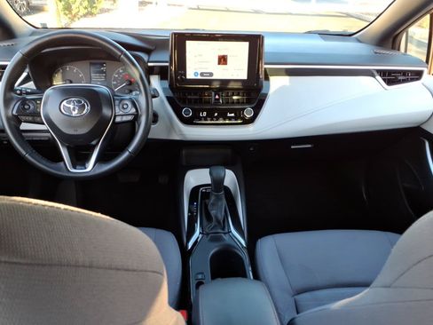 Certified 2025 Toyota Corolla SE FWD image 11
