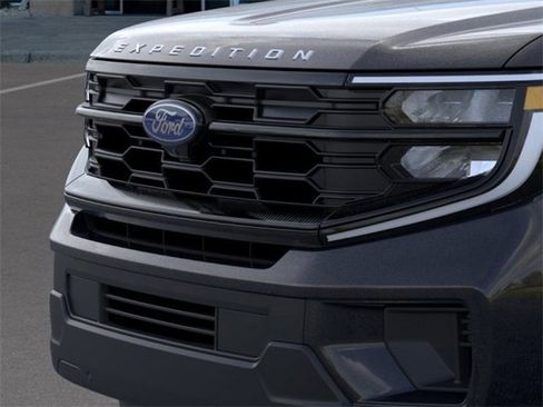 New 2026 Ford Expedition Max Active image 17