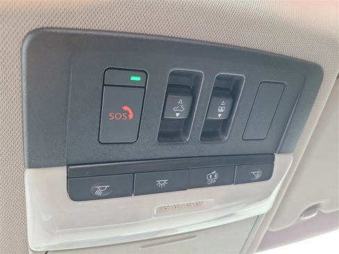 Certified 2023 Nissan Rogue Platinum w/ Platinum Premium Package image 16