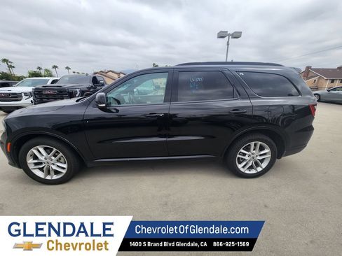 Used 2024 Dodge Durango GT RWD image 3
