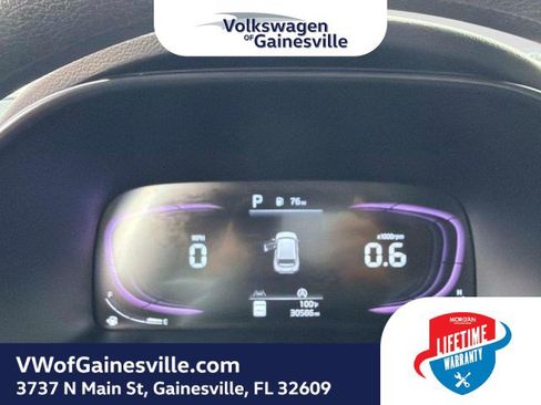 Used 2025 Kia Soul LX w/ LX Technology Package FWD image 26