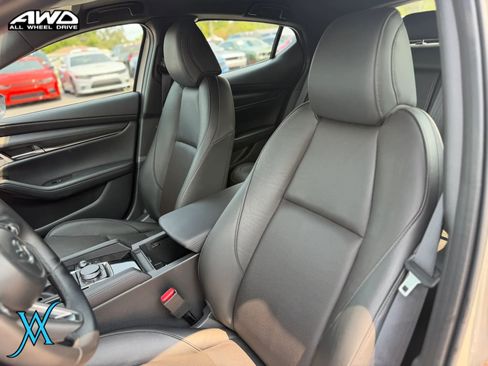 Used 2023 MAZDA MAZDA3 s AWD/4WD image 14