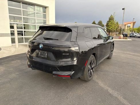 Used 2023 BMW iX xDrive50 w/ Premium Package image 5