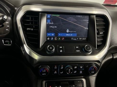 Used 2023 GMC Acadia SLT image 29
