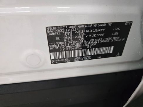 Used 2021 Toyota RAV4 LE AWD/4WD image 13