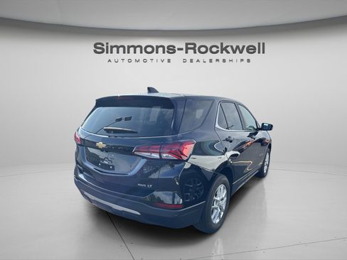 Used 2024 Chevrolet Equinox LT image 7
