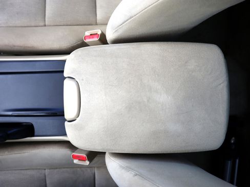 Used 2010 Honda Accord LX-P image 28