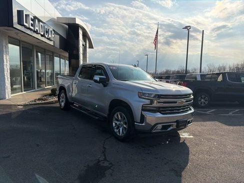 Used 2019 Chevrolet Silverado 1500 LTZ w/ LTZ Premium Package image 7