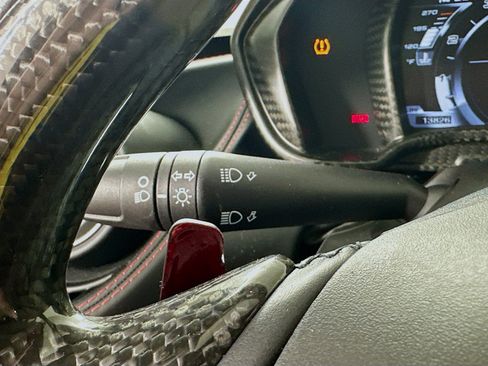 Used 2015 Alfa Romeo 4C Launch Edition w/ Convenience Group image 12