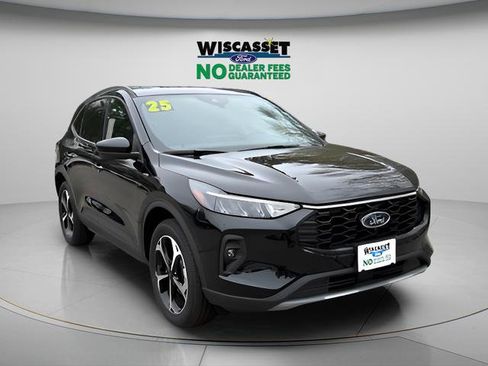 Used 2025 Ford Escape ST-Line Select w/ Tech Pack #2 AWD/4WD image 2
