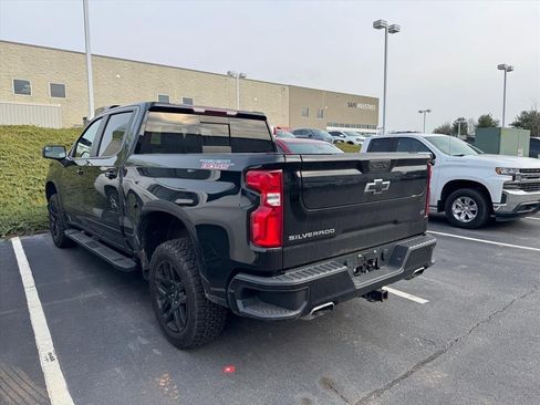 Used 2021 Chevrolet Silverado 1500 LT Trail Boss w/ Convenience Package II image 8