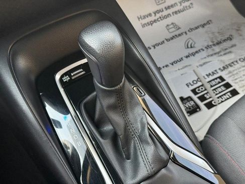 Used 2024 Toyota Corolla SE image 27