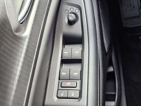 New 2025 Jeep Grand Cherokee L Laredo image 16