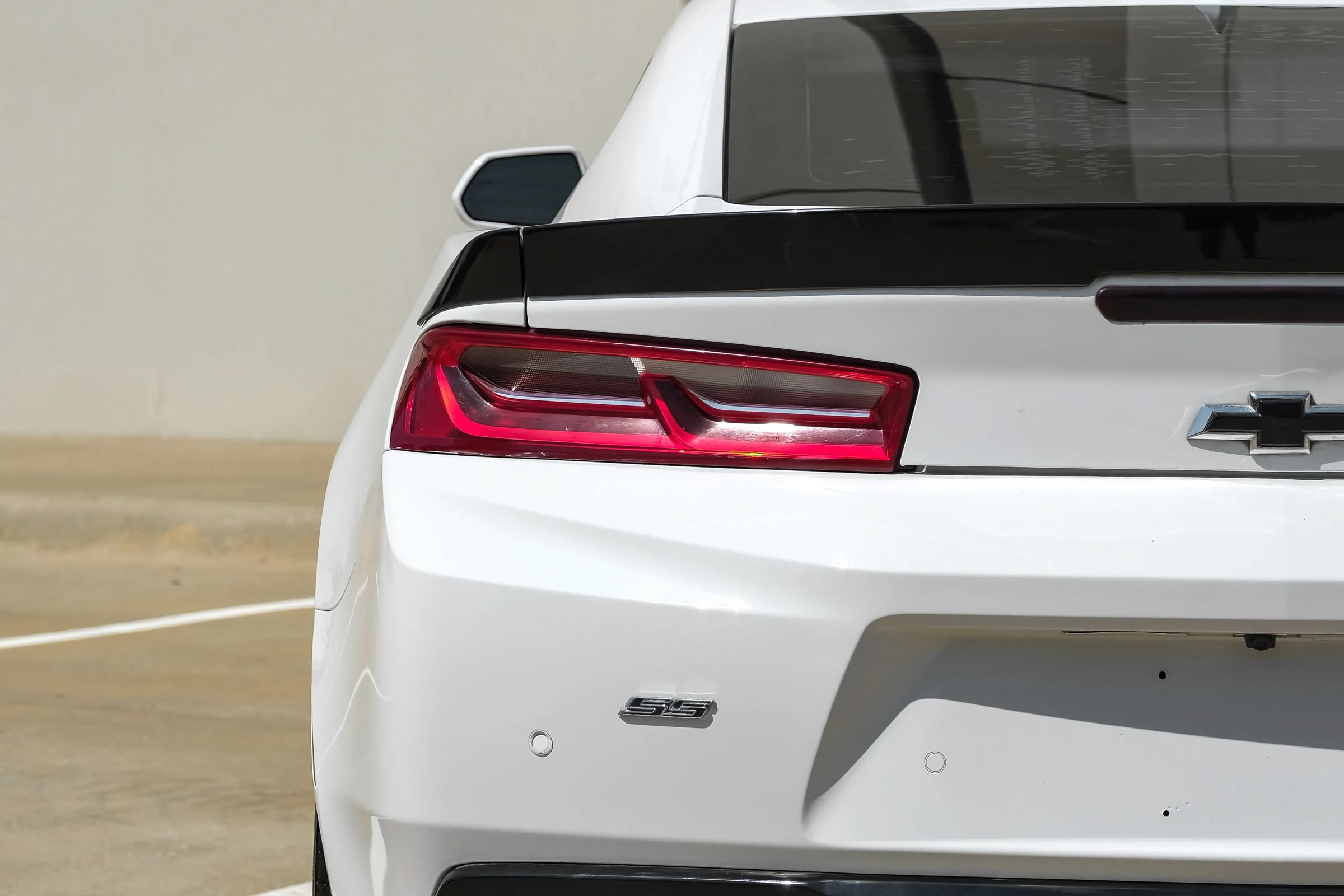 Used 2017 Chevrolet Camaro SS RWD image 40